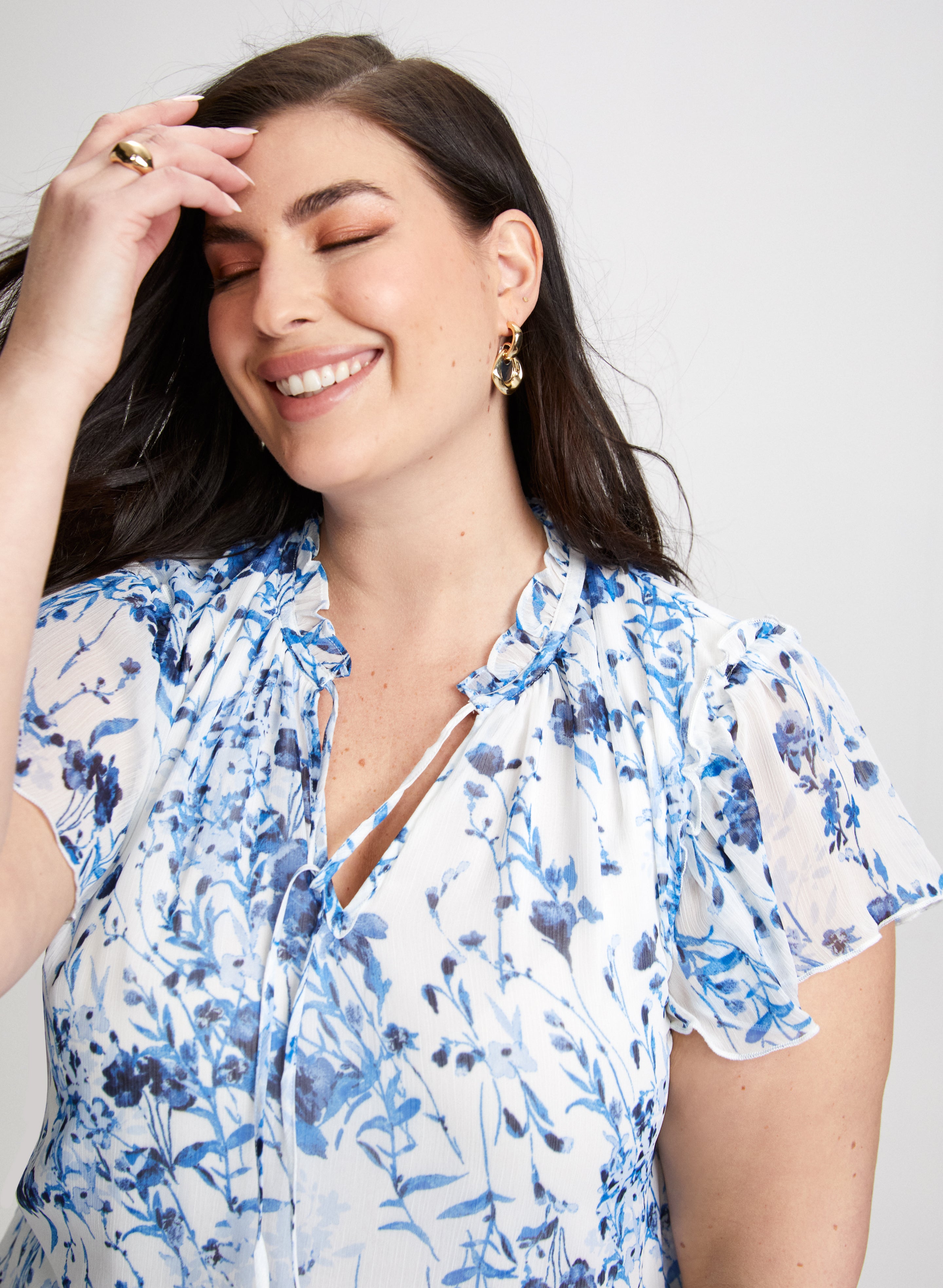 short ruffle sleeve top
