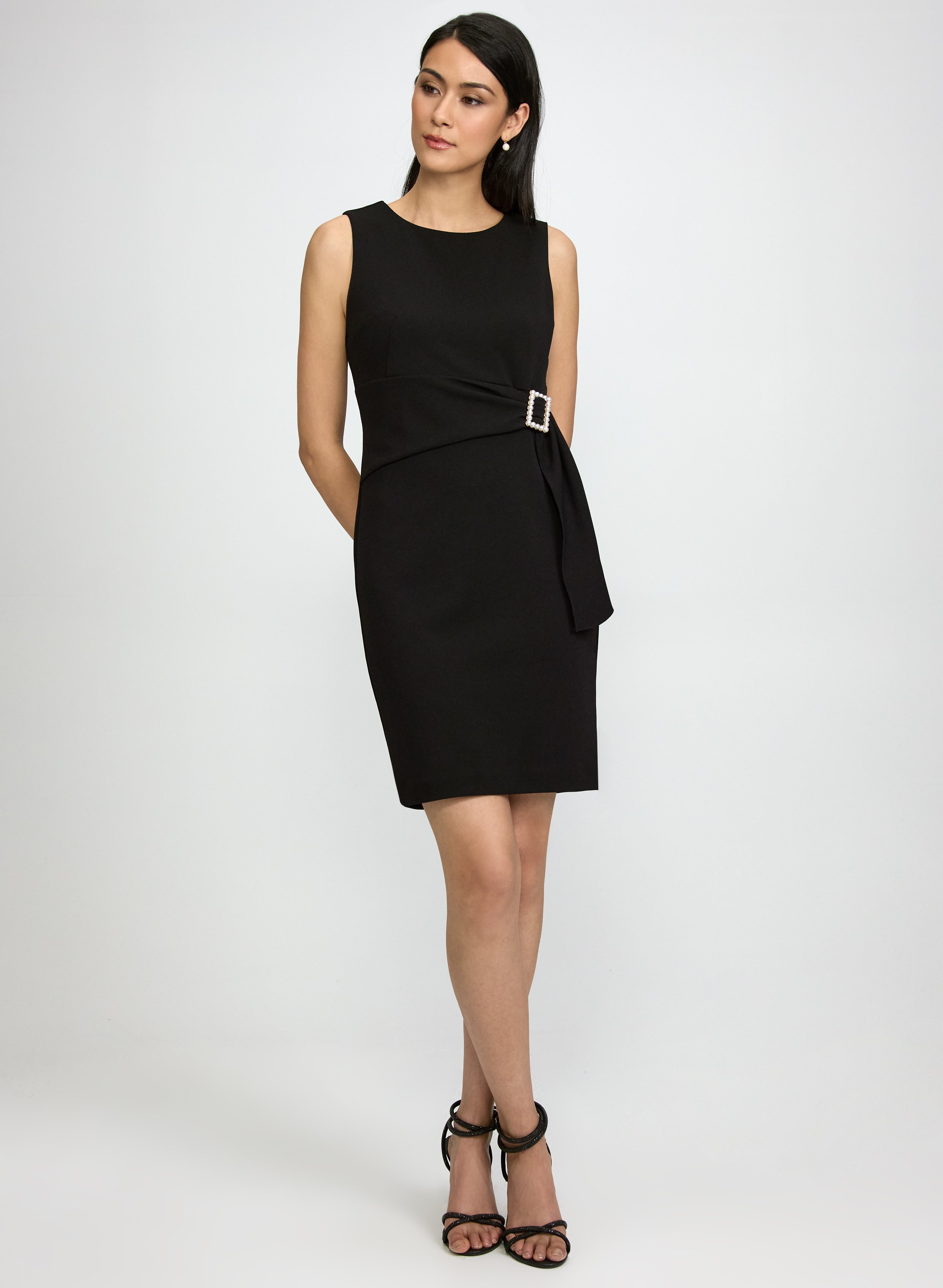 Pearl Buckle Short Dress