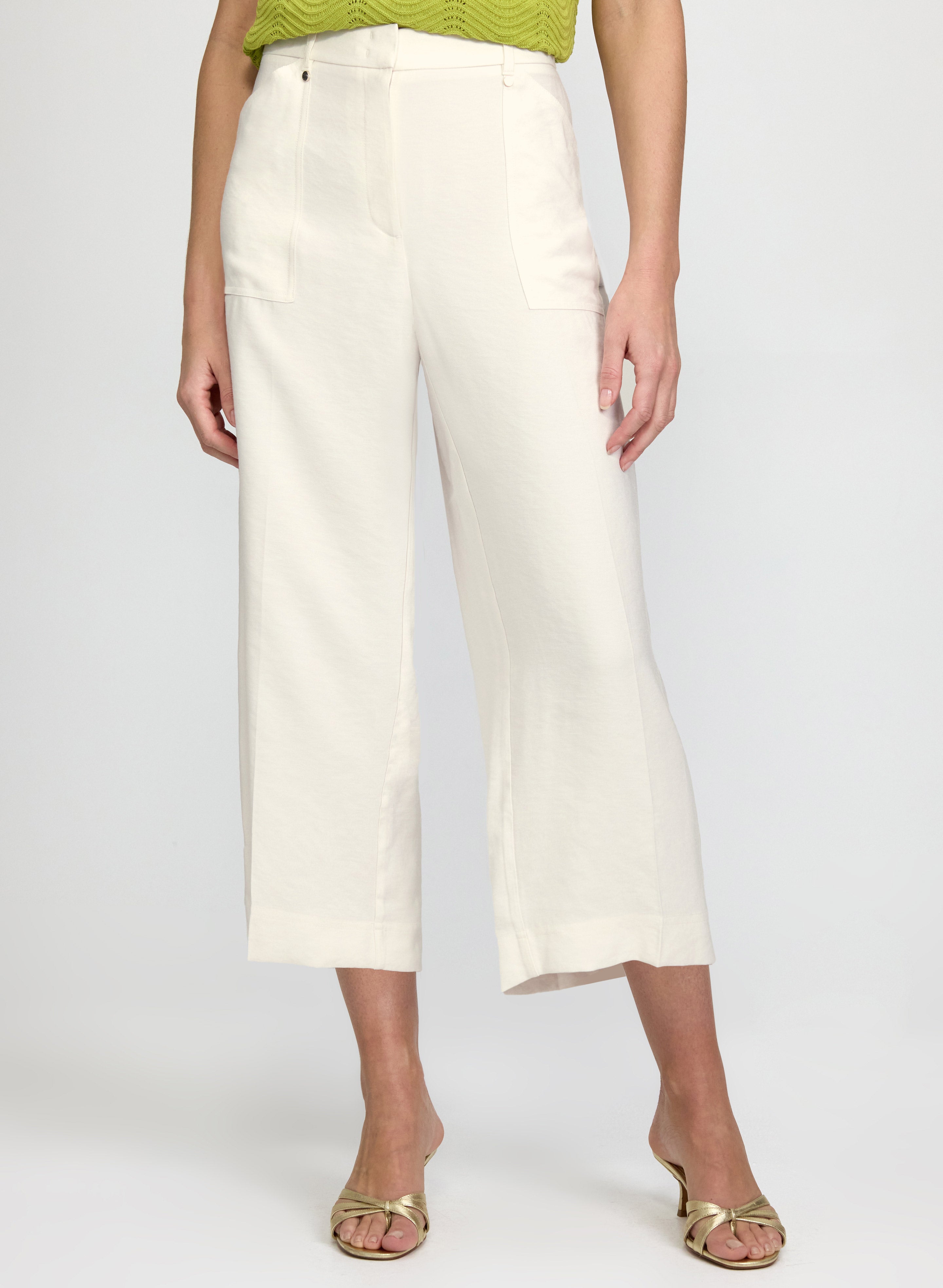 Wide-Leg Capris