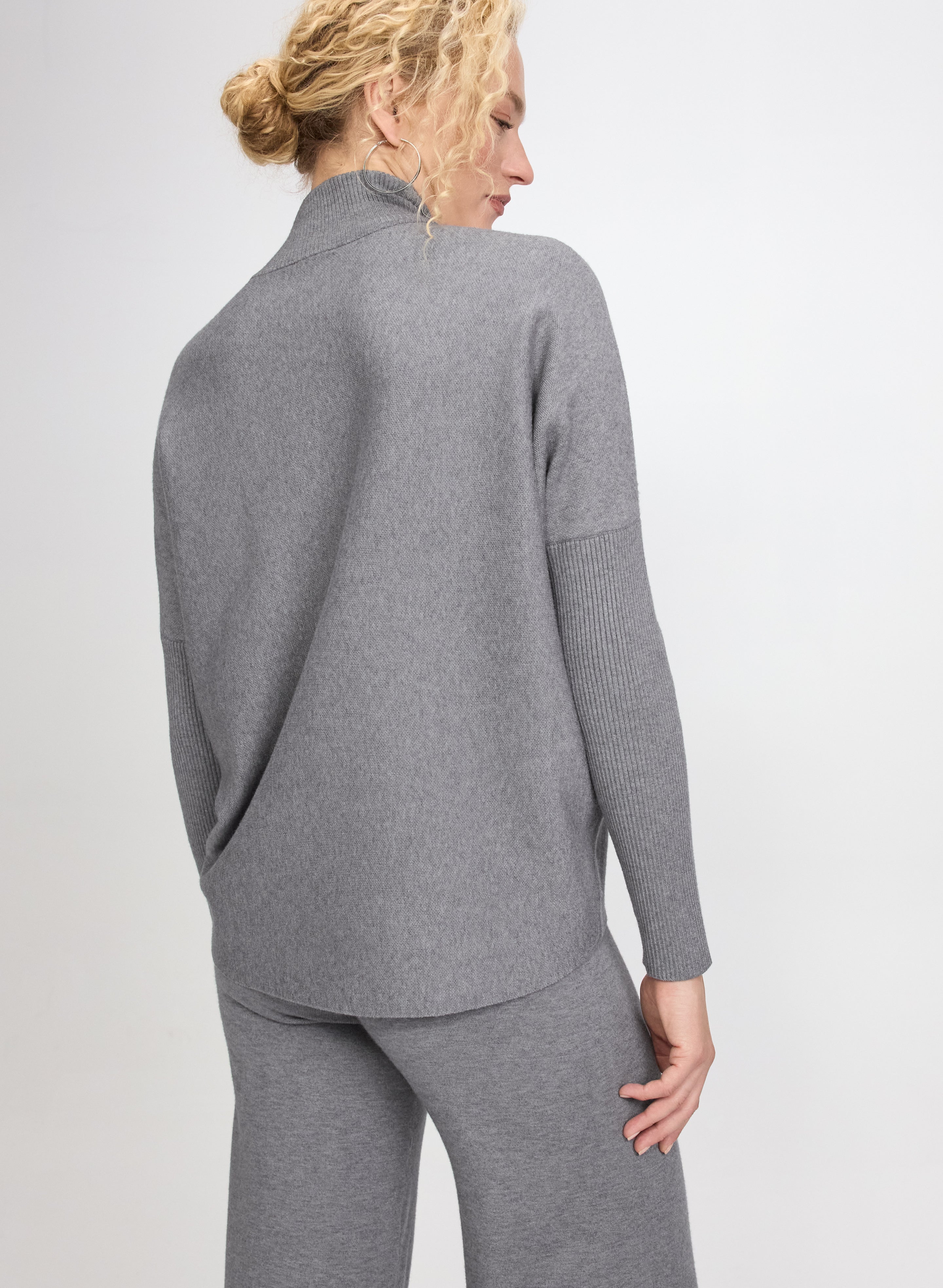 Ribbed Mock Neck Sweater