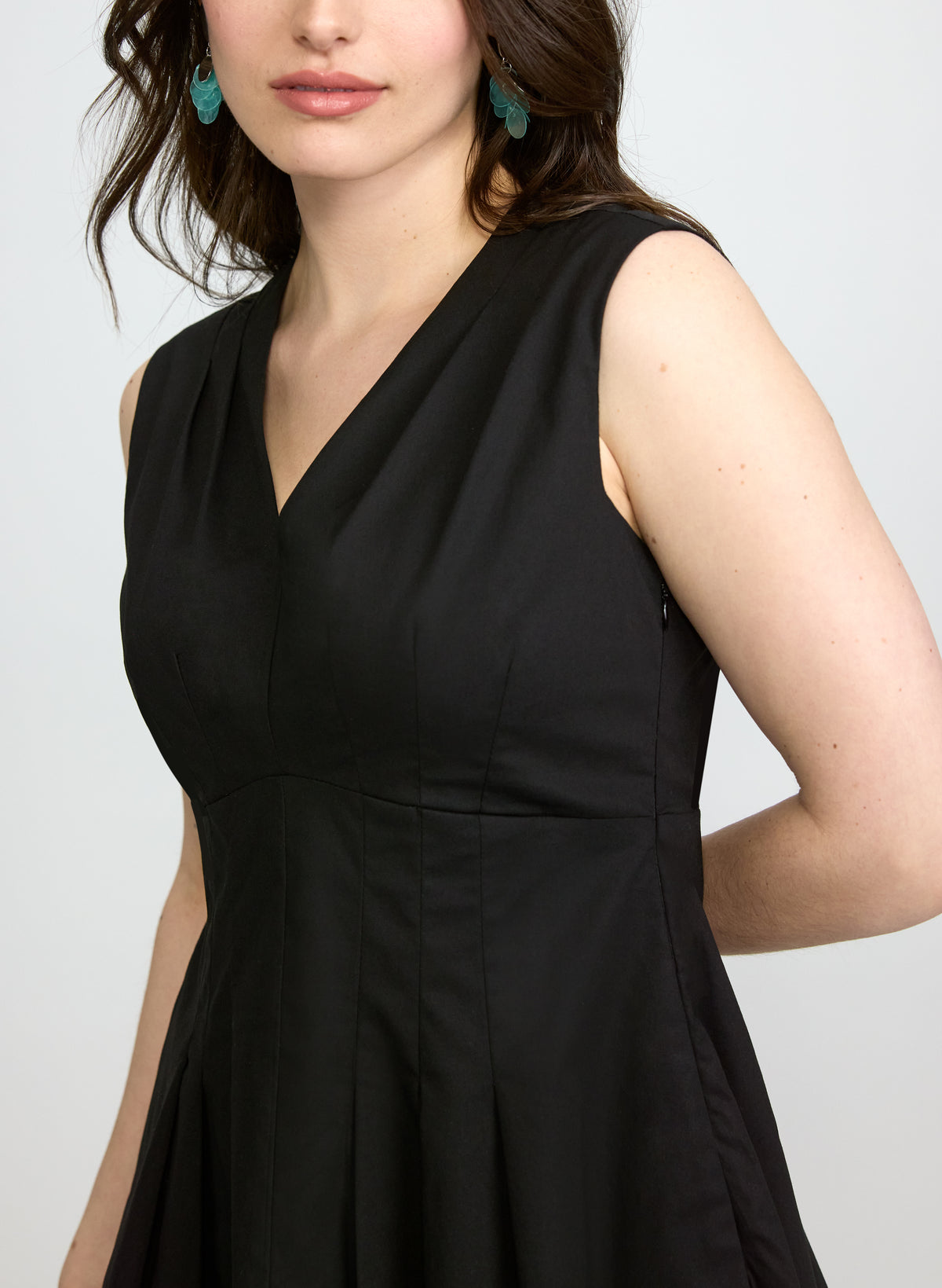 black v neck empire waist dress Pintuck product_family:NS6009 Option:With Boning Ocean Flower | Powder Plus size architectural silhouette