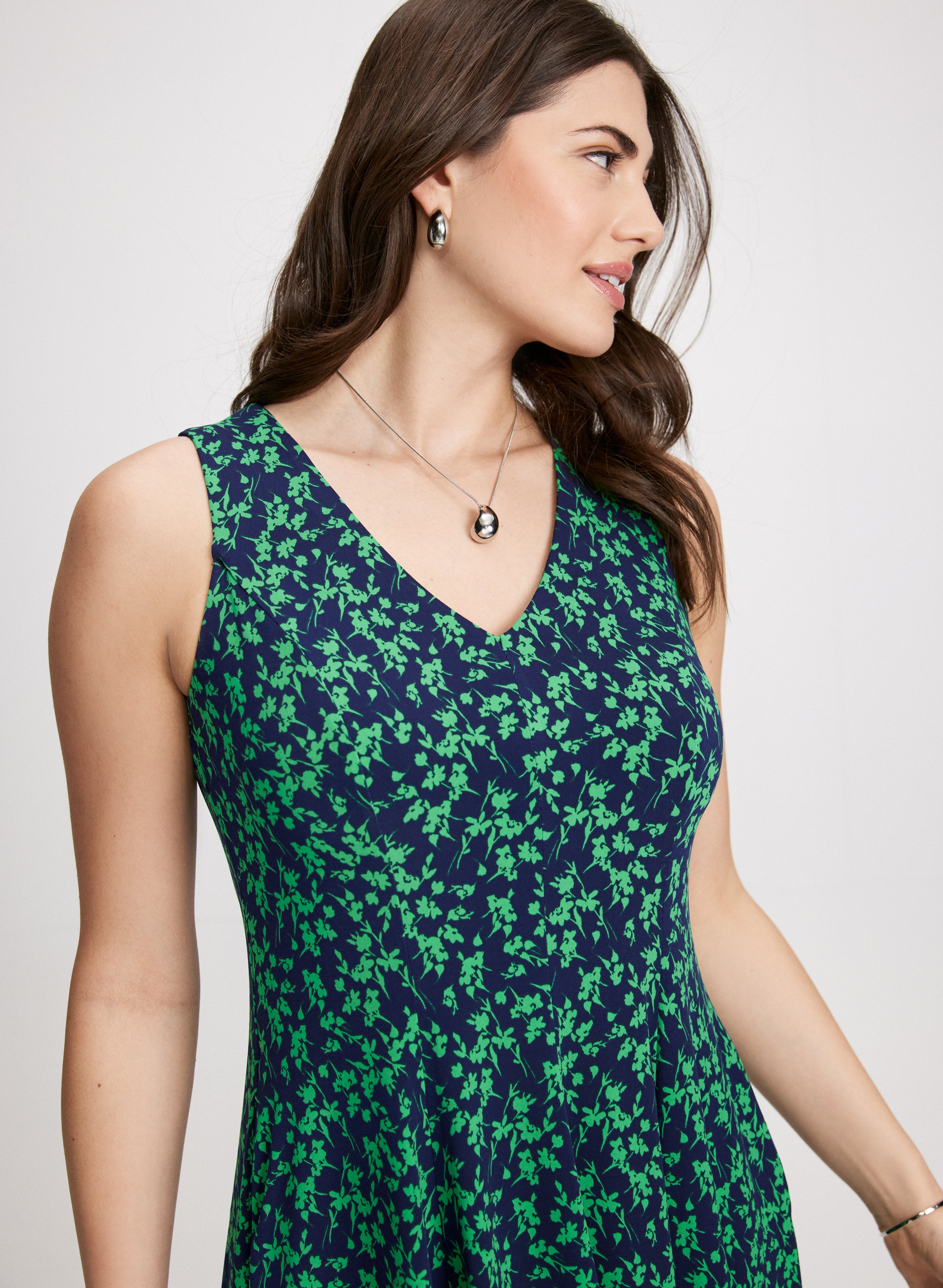 Sleeveless V Neck Floral Dress