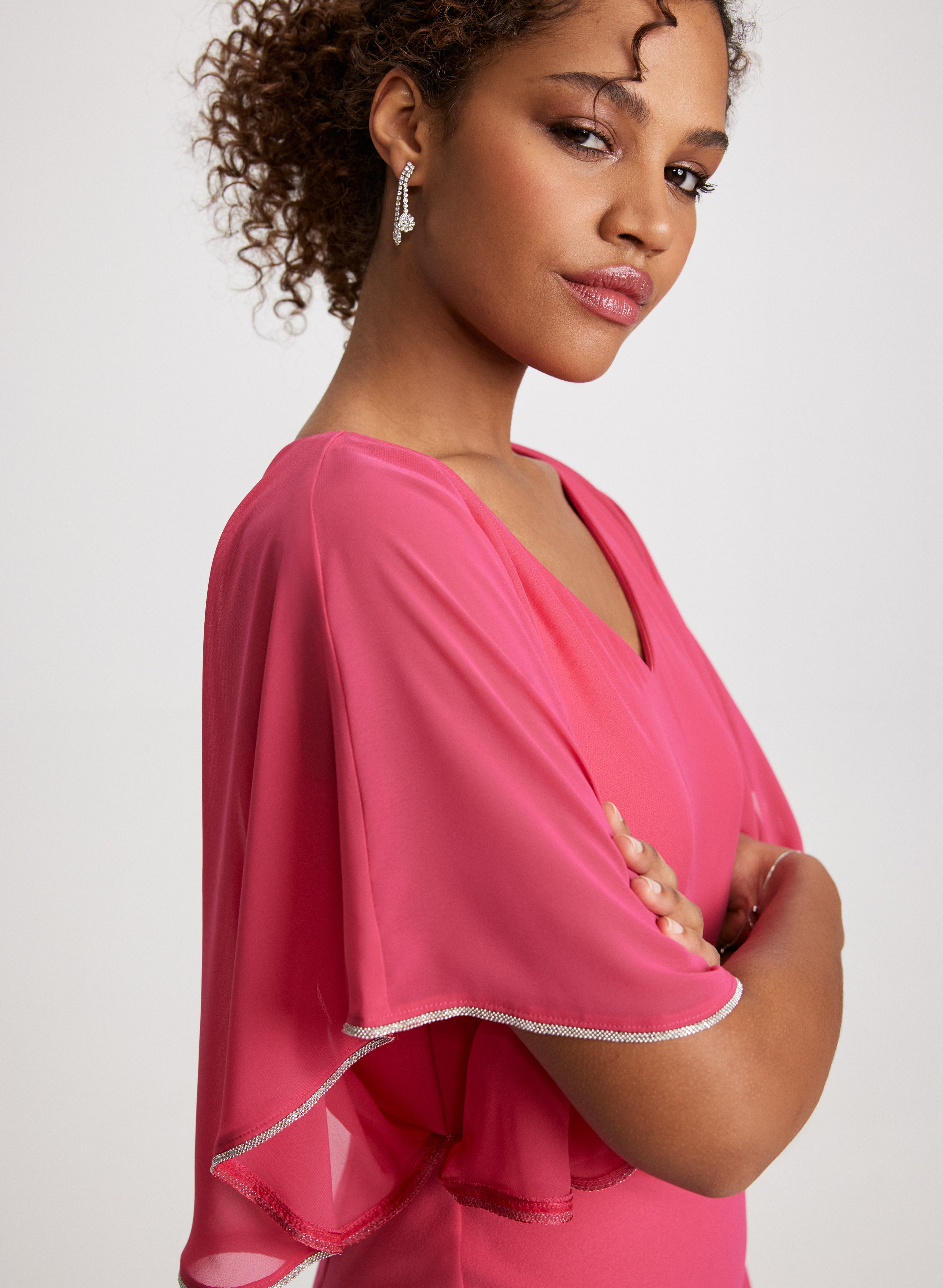 Pink fitted dress with sleeves best sale