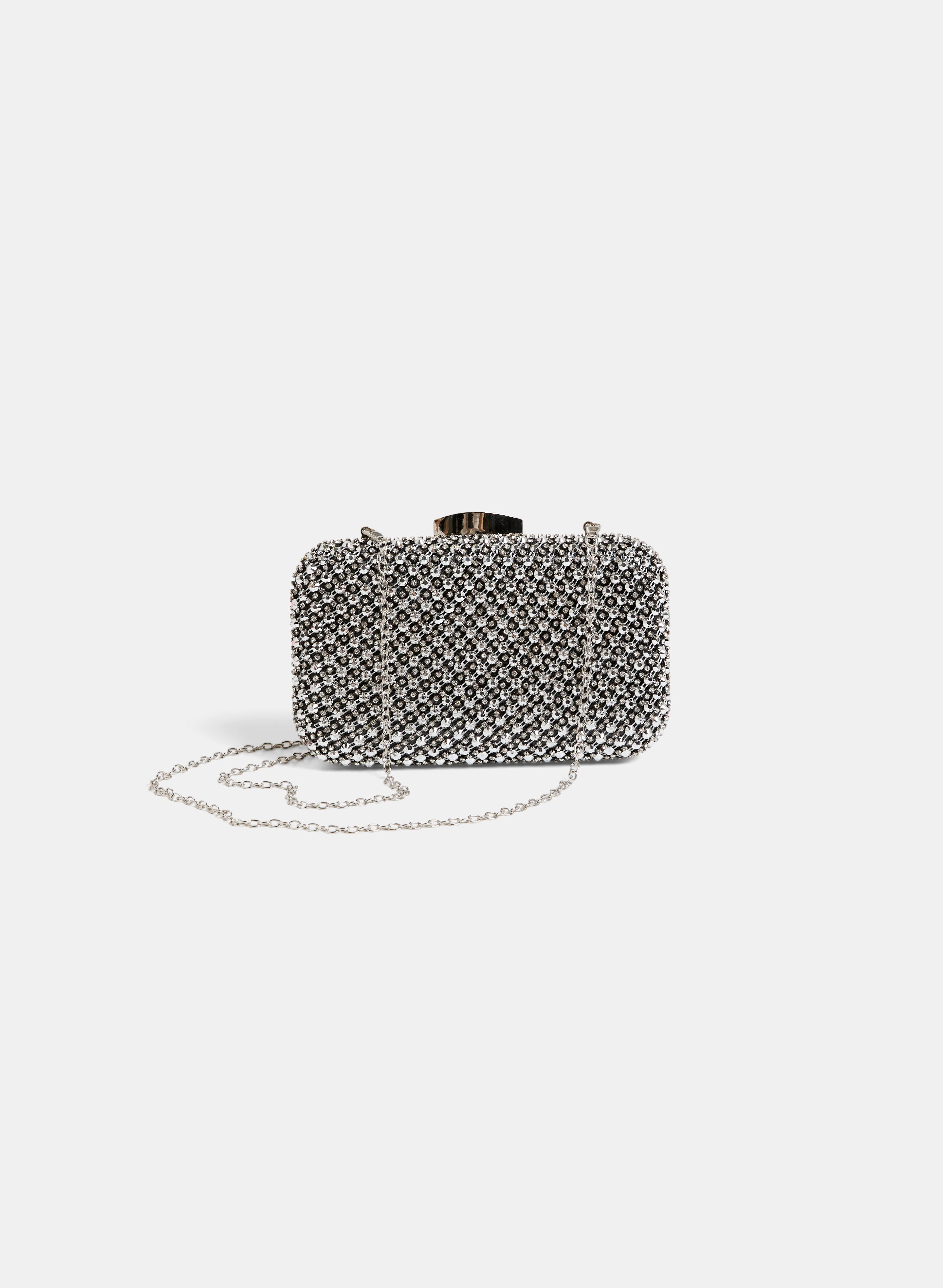 Pochette de soiree a details cloutes