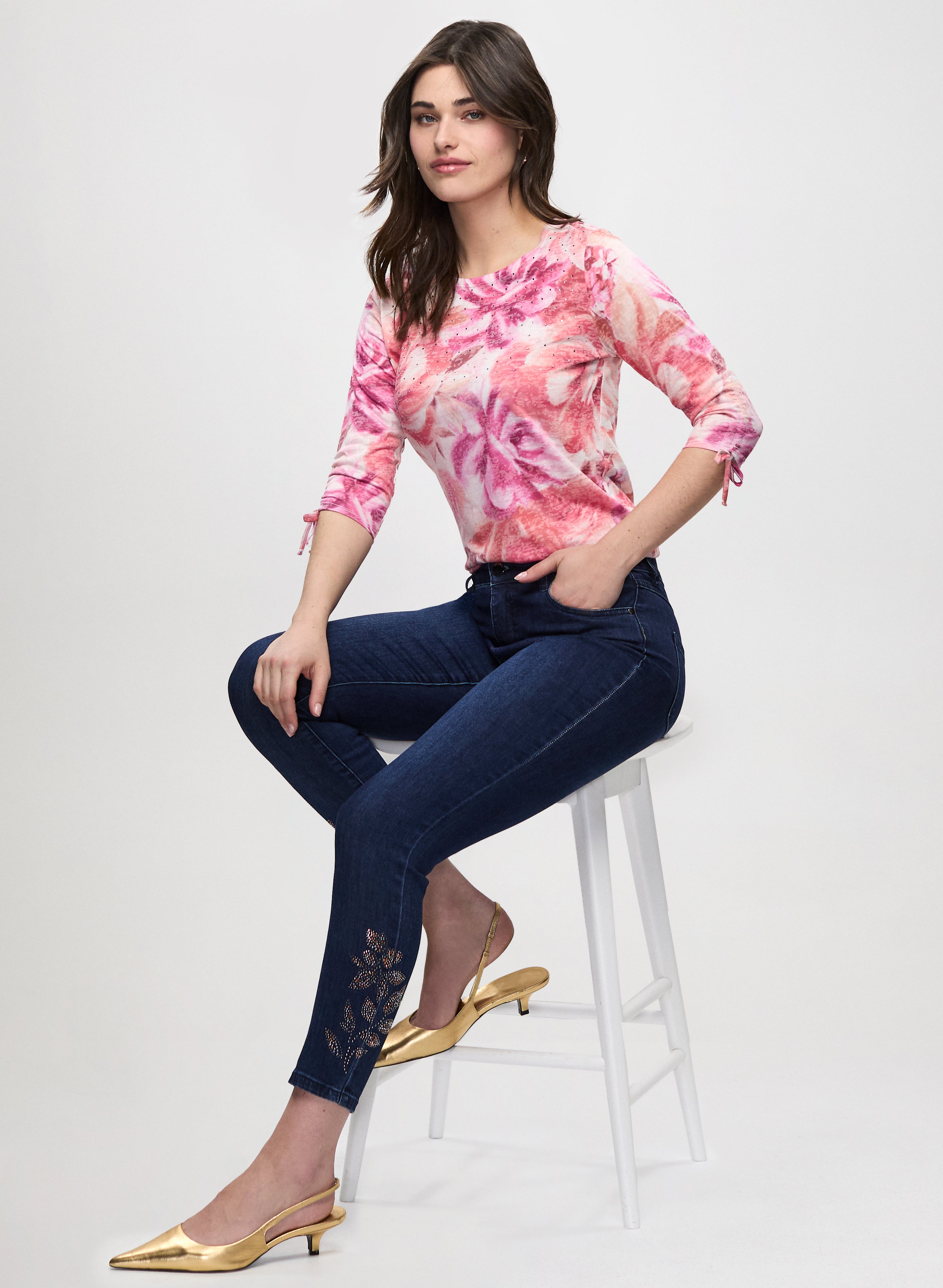 Ankle hot sale jeans top