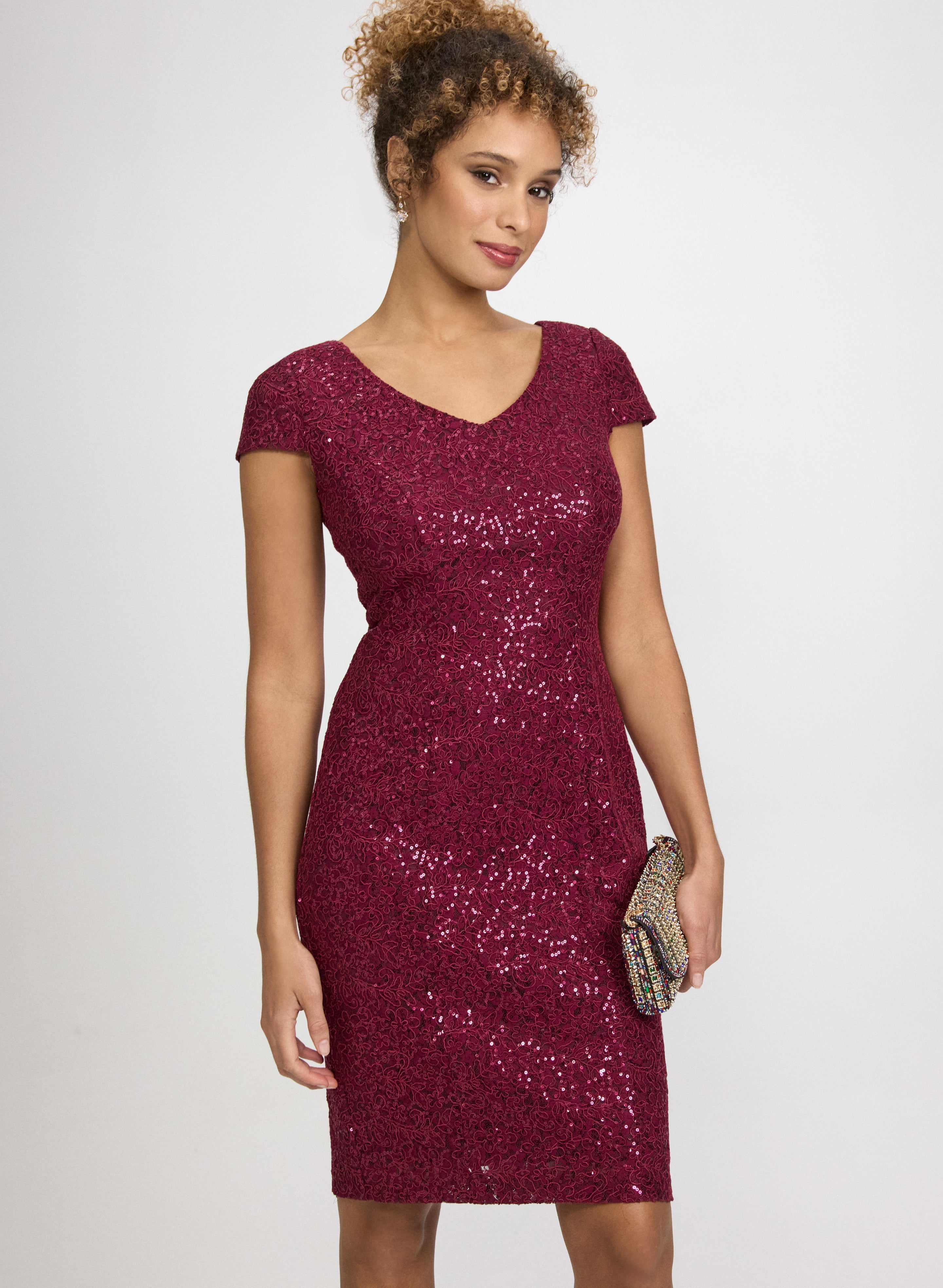 merlot color fitted dress RAZELE dress in Merlot – Elegantees