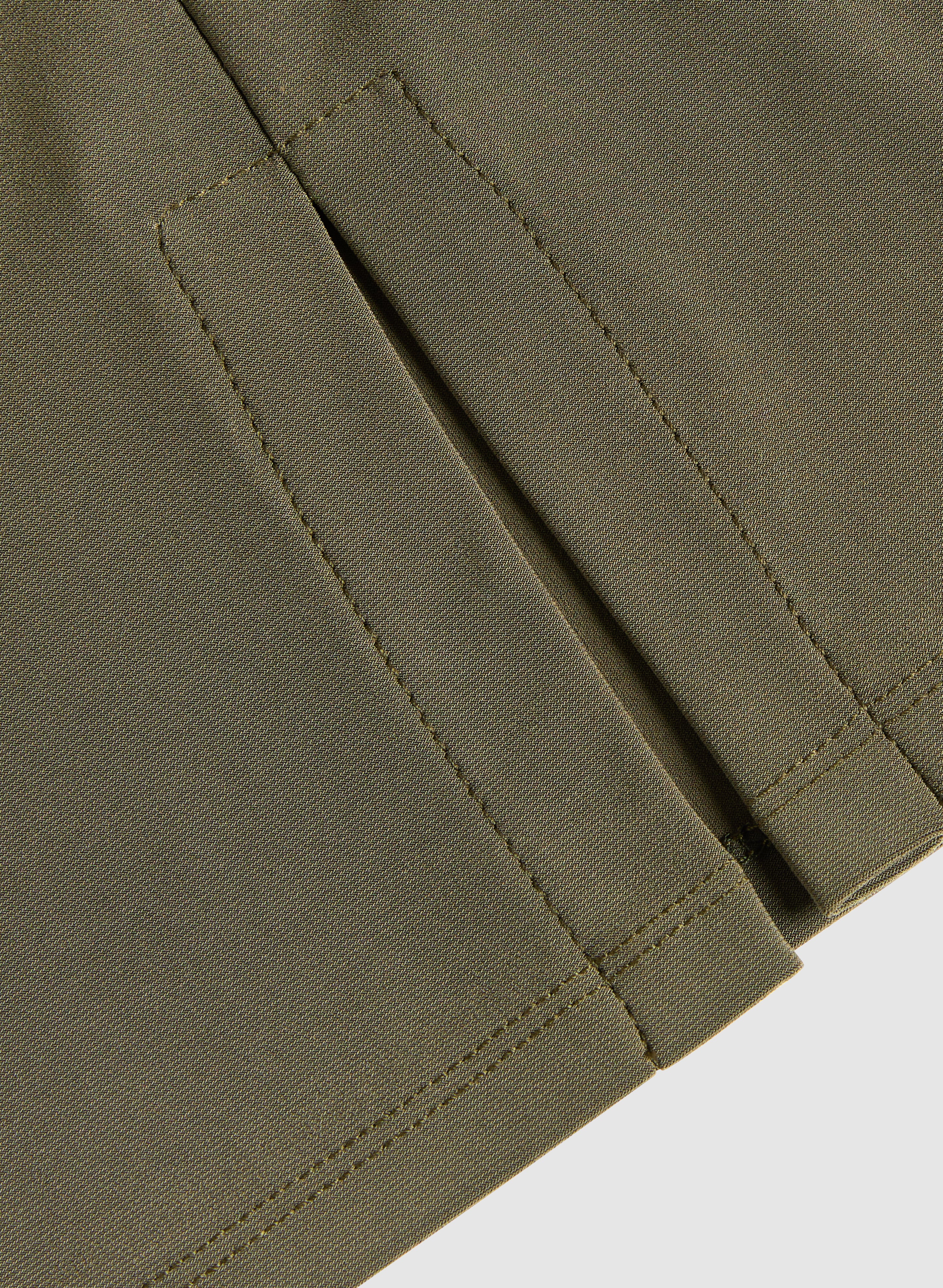 Side Slit Pull-On Capris