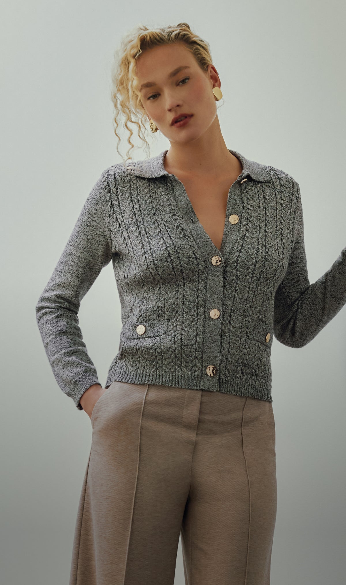 Shop Women's Sweaters & Cardigans | Laura Canada