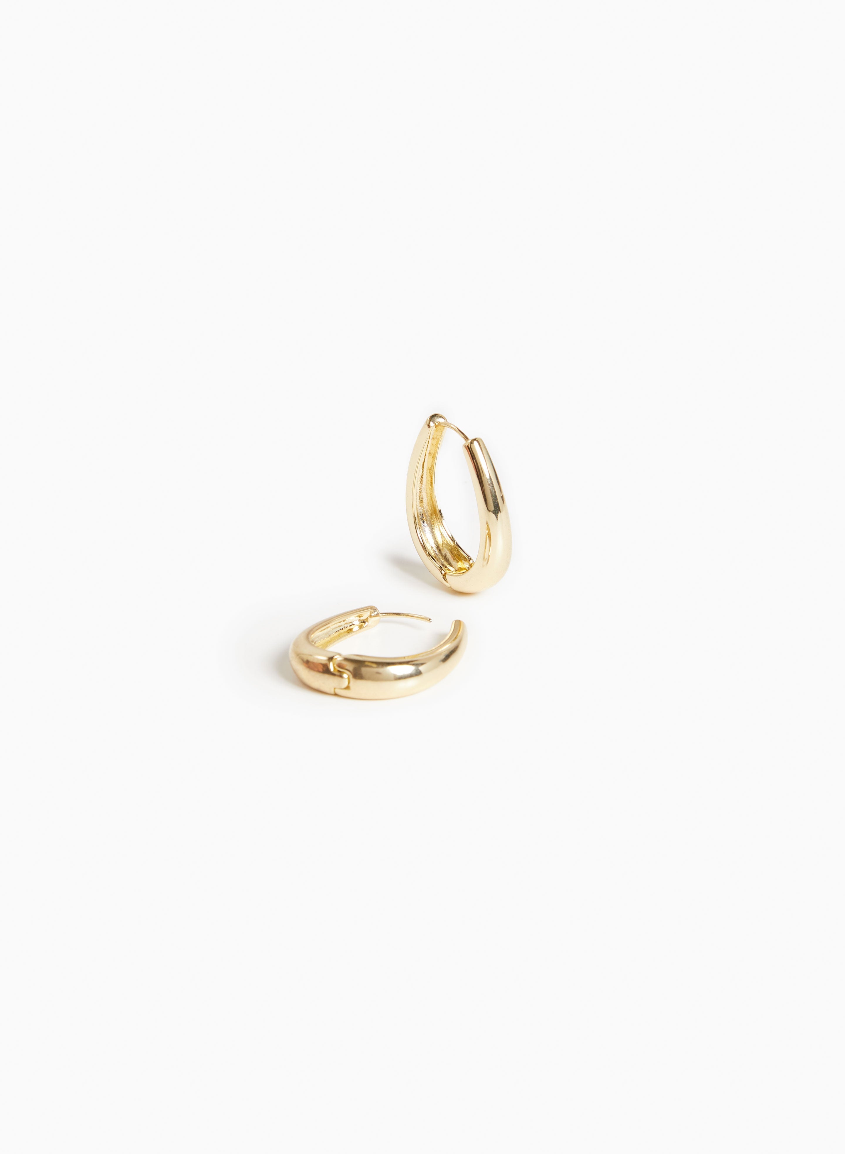 Laura Women s Egg Shaped Hoop Earrings in Gold Size 0