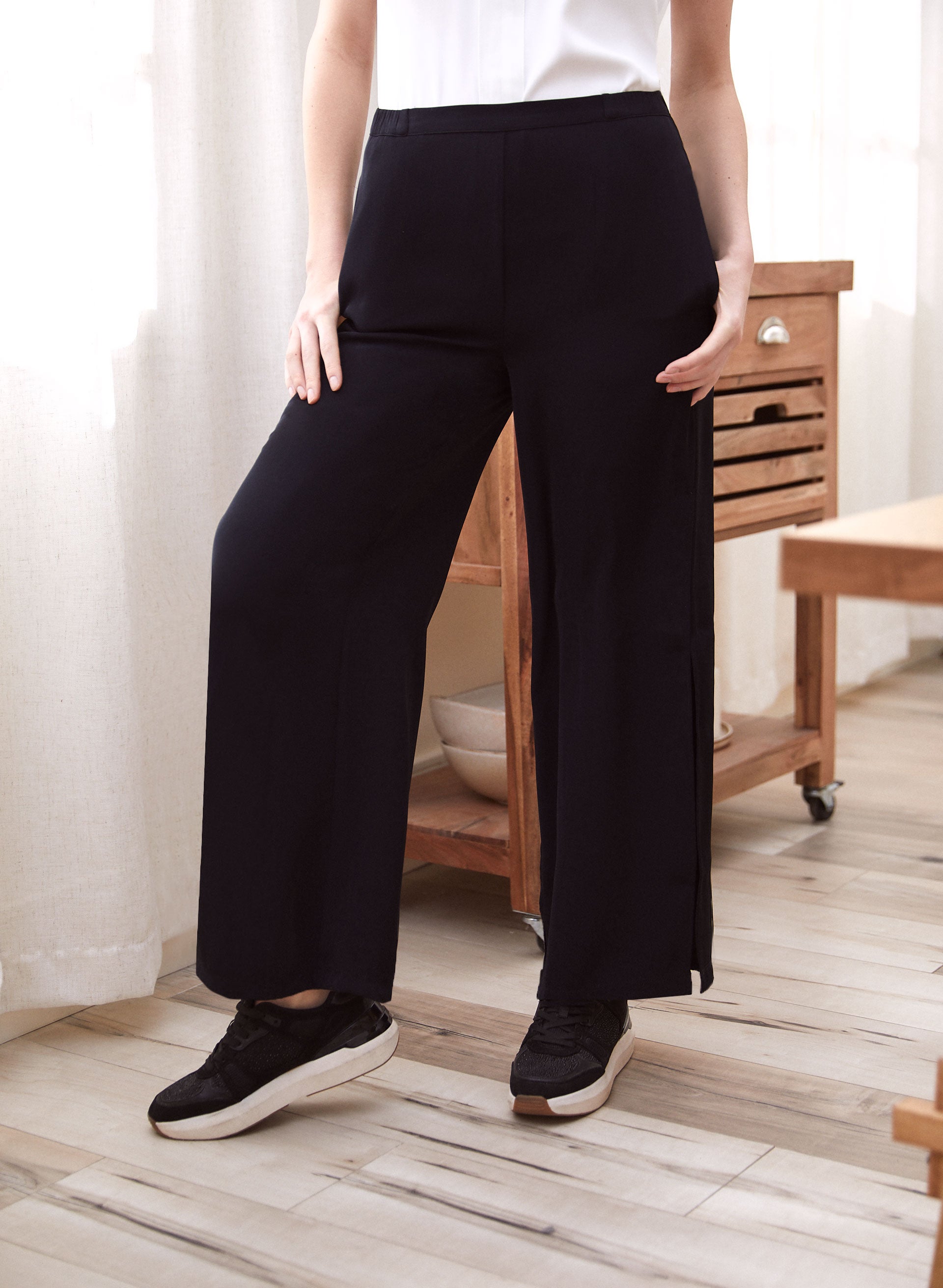 Black pants with slits on the side clearance