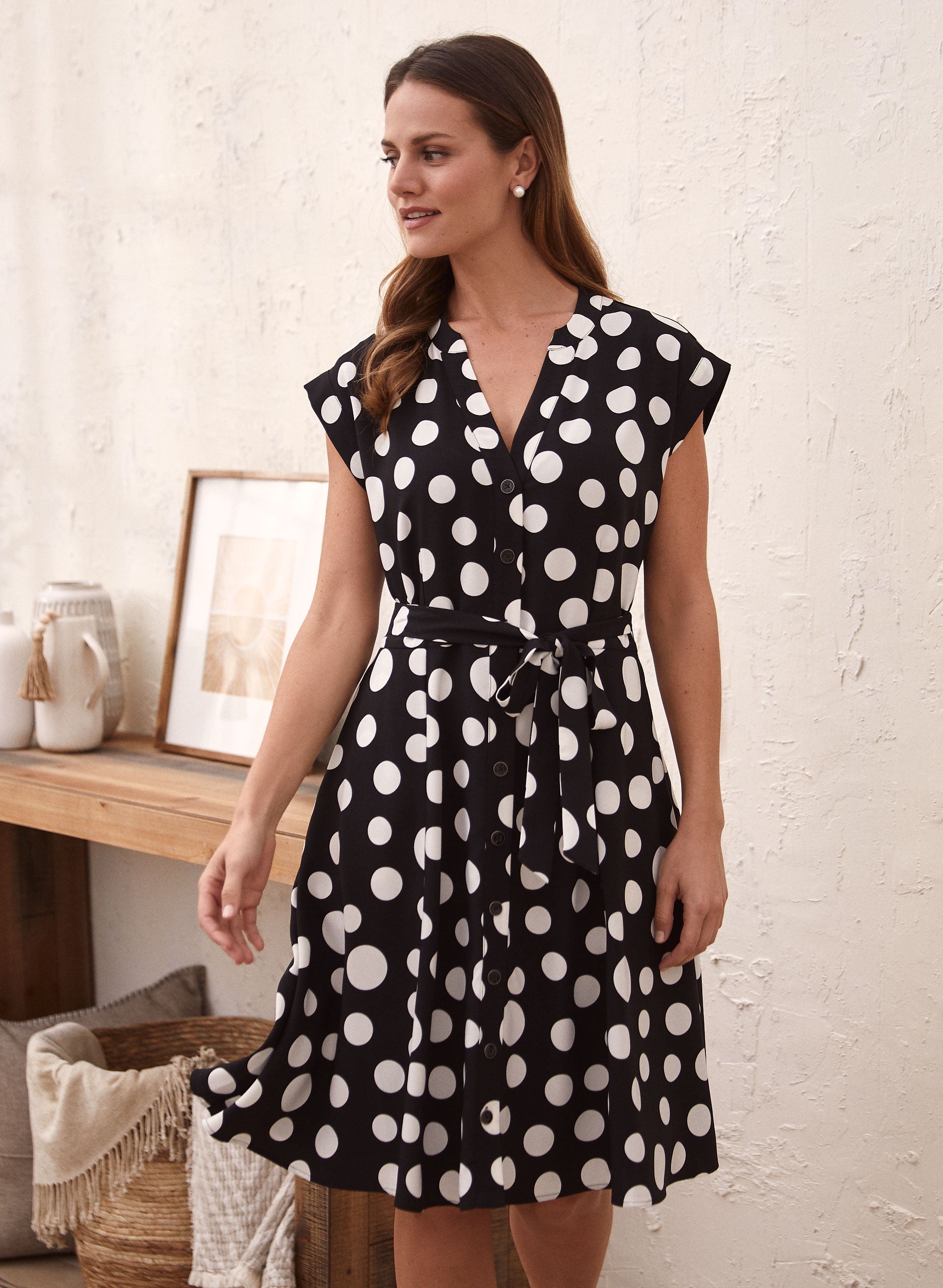 Black spot shirt dress clearance