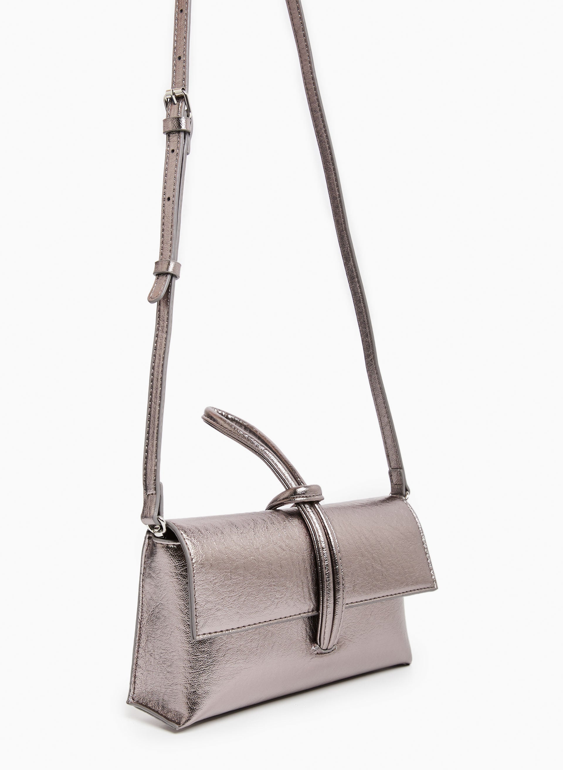 Wrist clutch Clearance