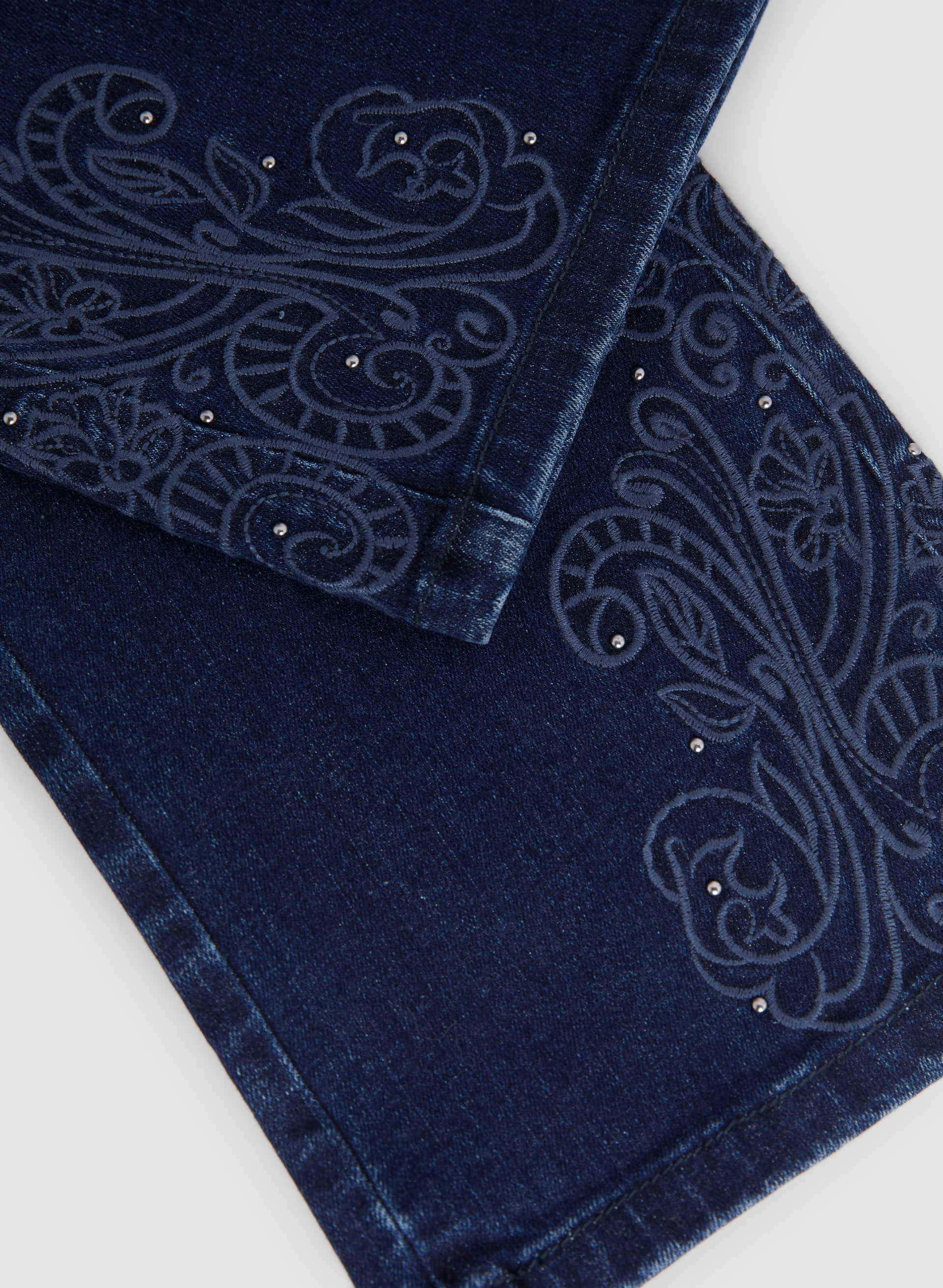 Embroidered Pull-on Jean - Light Vintage Denim