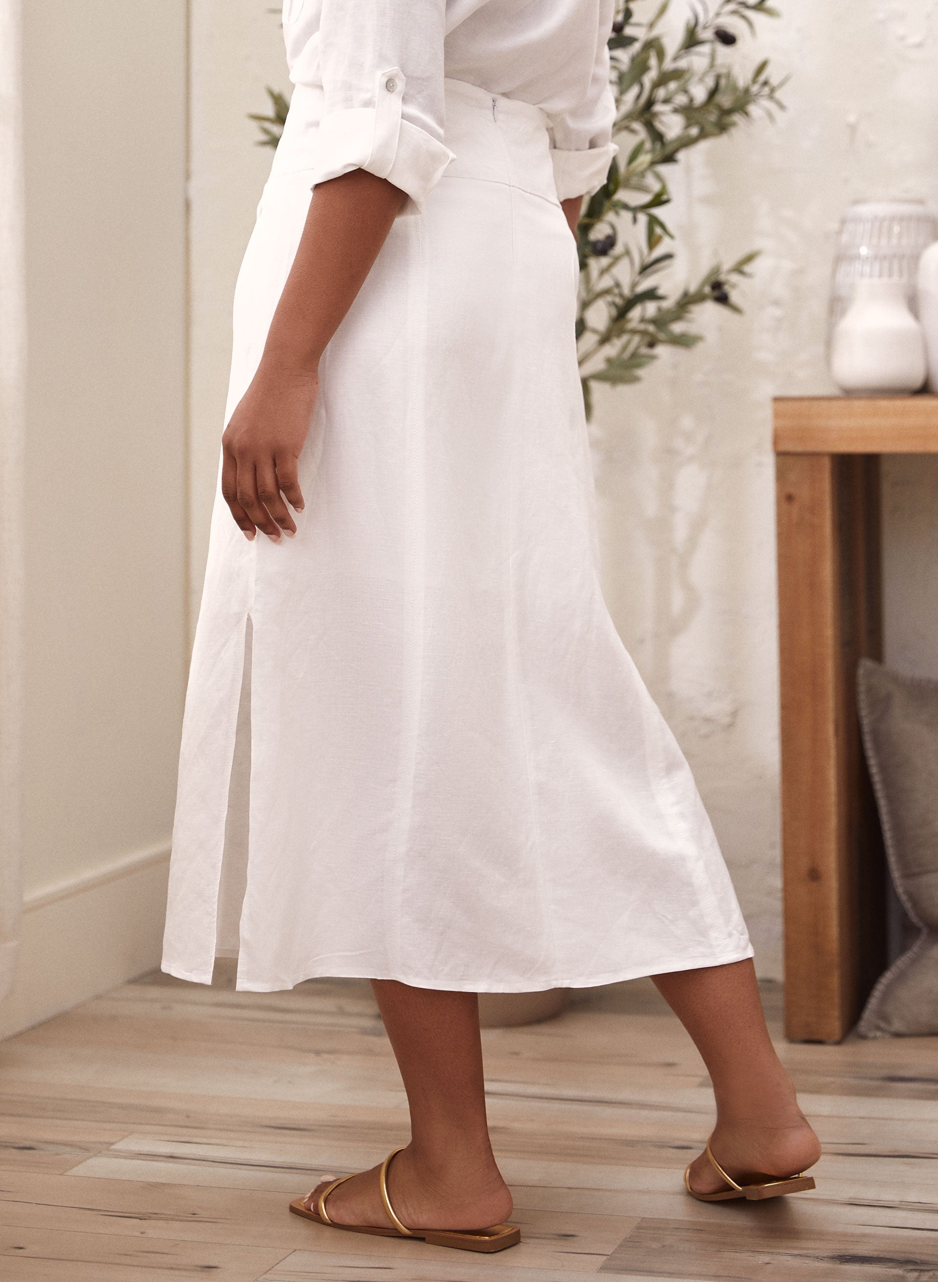 Button Detail Linen Blend Skirt