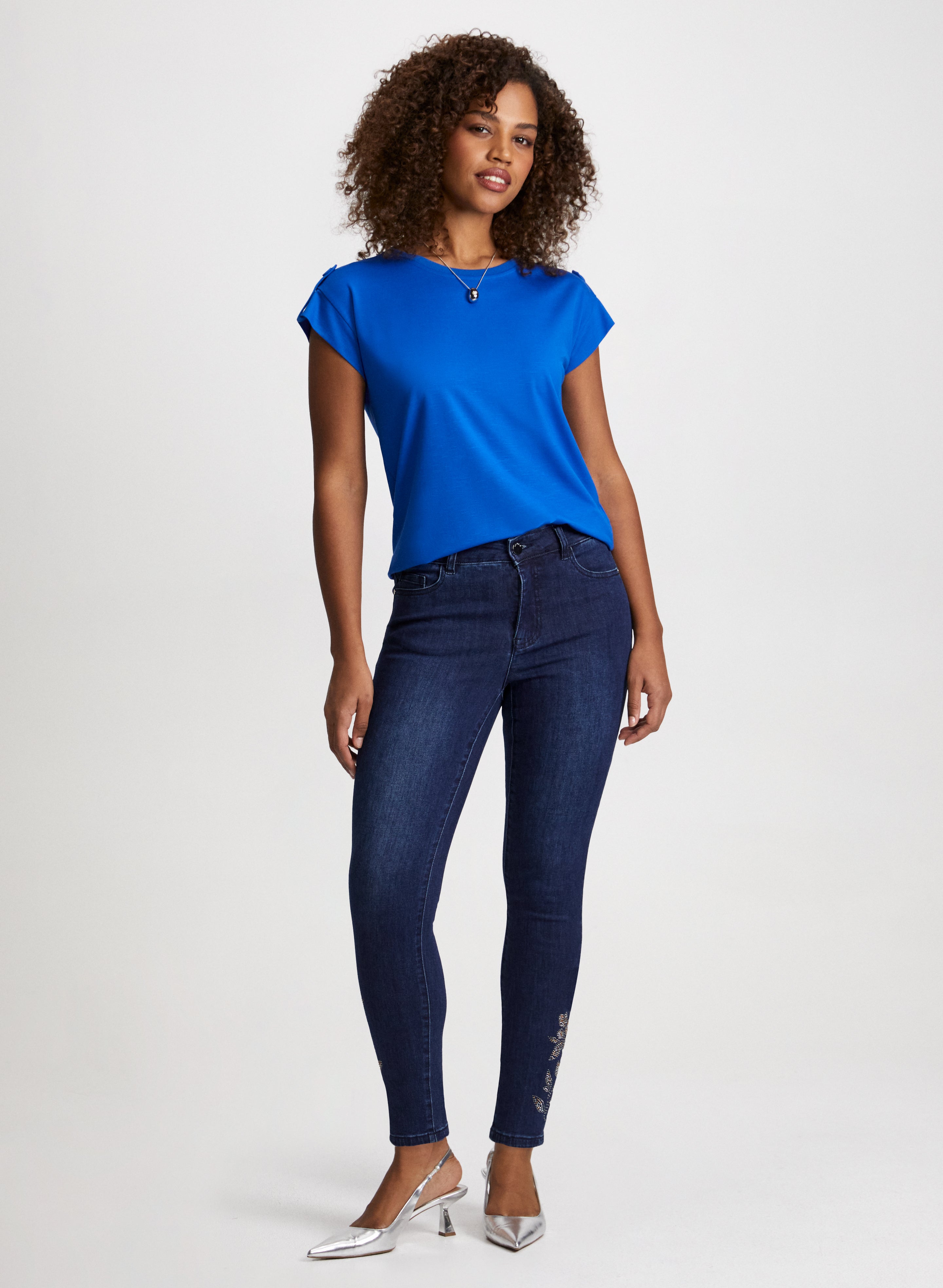 Cap Sleeve Tee Embellished Hem Jeans