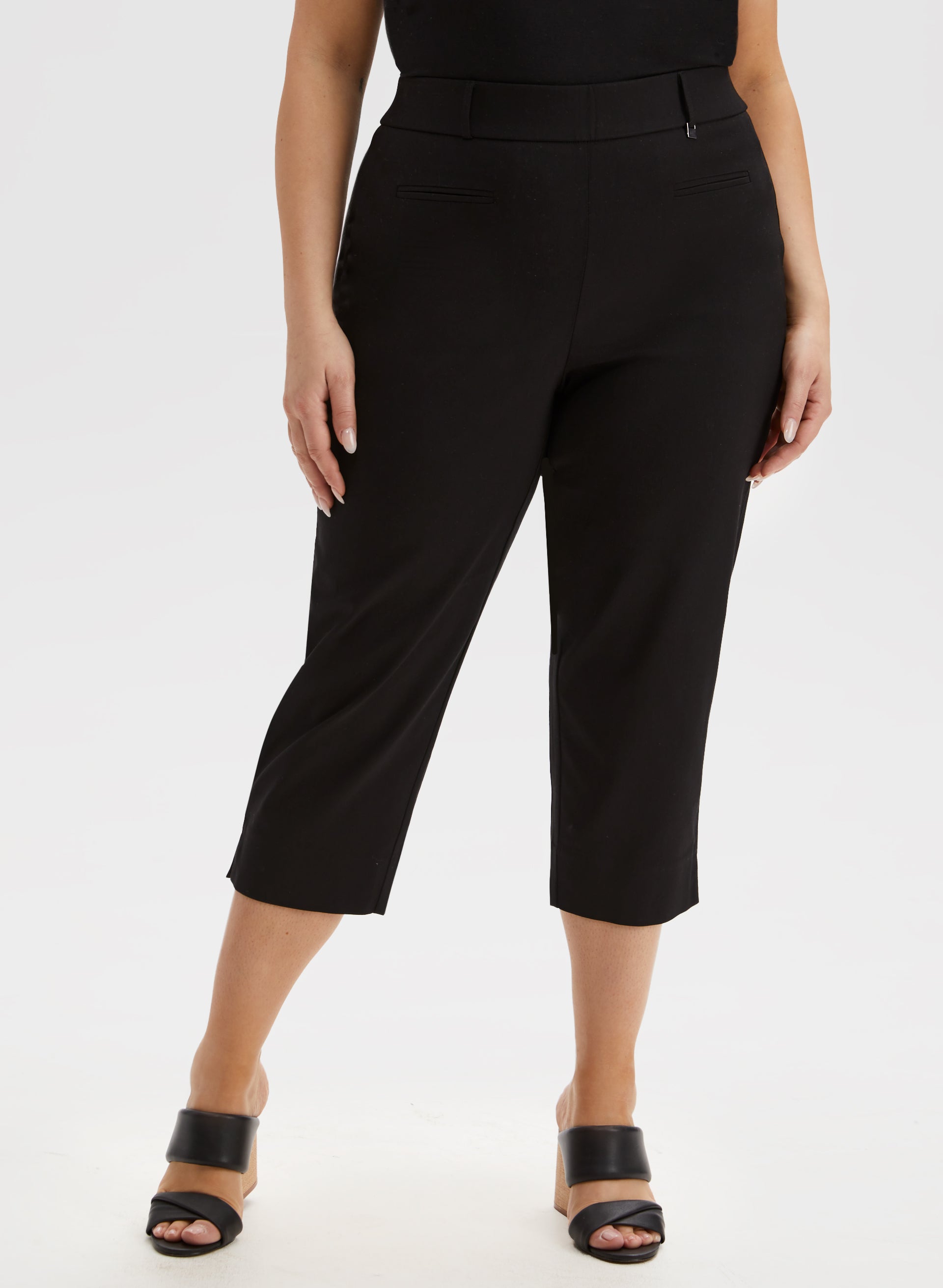 Black capri pants plus size deals
